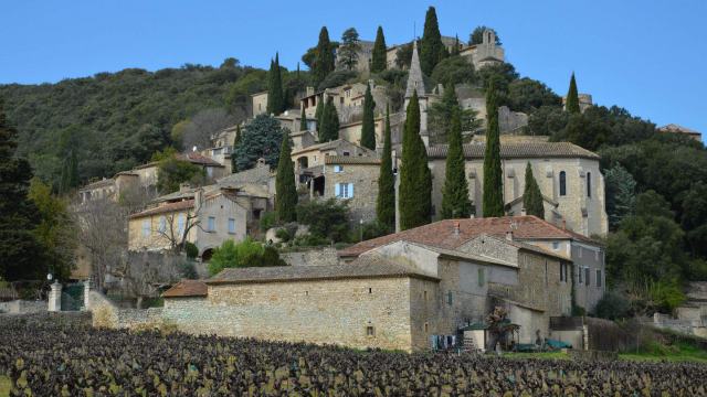 Régions, cépages, domaines et étoiles : s'orienter parmi les vins français